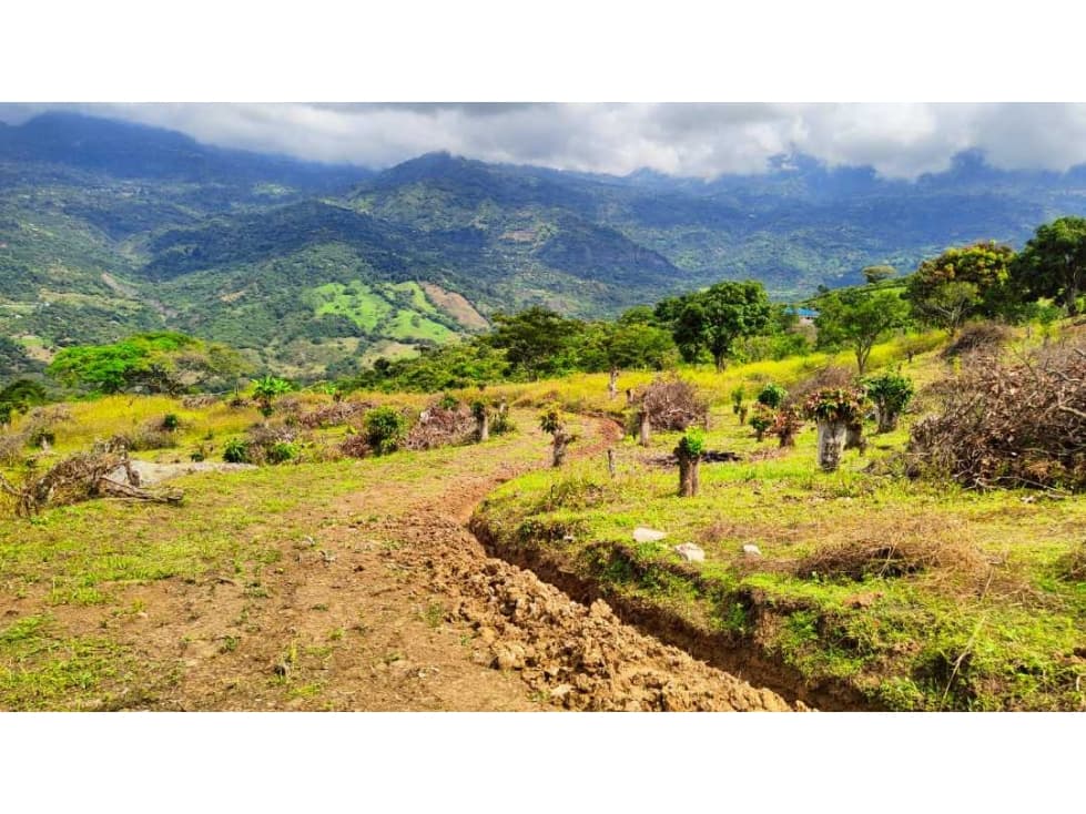 Lotes Económicos en San Antonio del TEQUENDAMA cerca Bogotá - 1