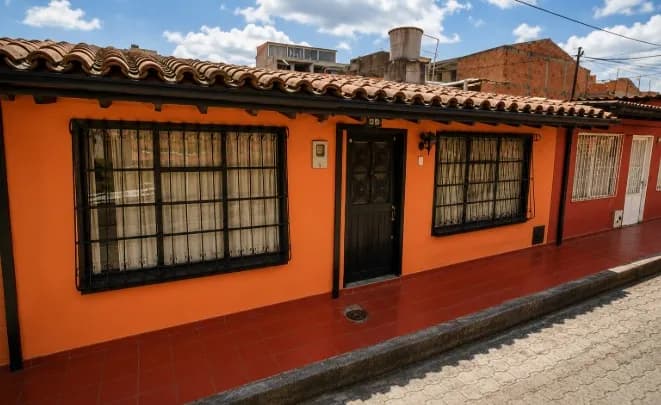 Casa en Venta en Chía con Potencial de Ampliación – Excelente Ubicación - 1