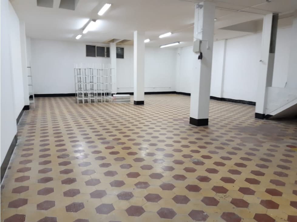 BODEGA EN VENTA - SECTOR CENTRO, CALLE 21 NÚMERO 9 - 1
