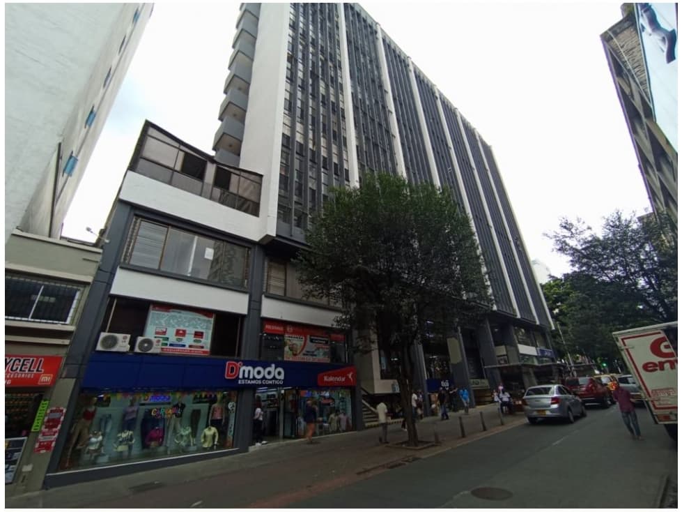 OFICINA EN VENTA - SECTOR CENTRO, EDIFICIO CORPORACIÓN FINANCIERA - 1