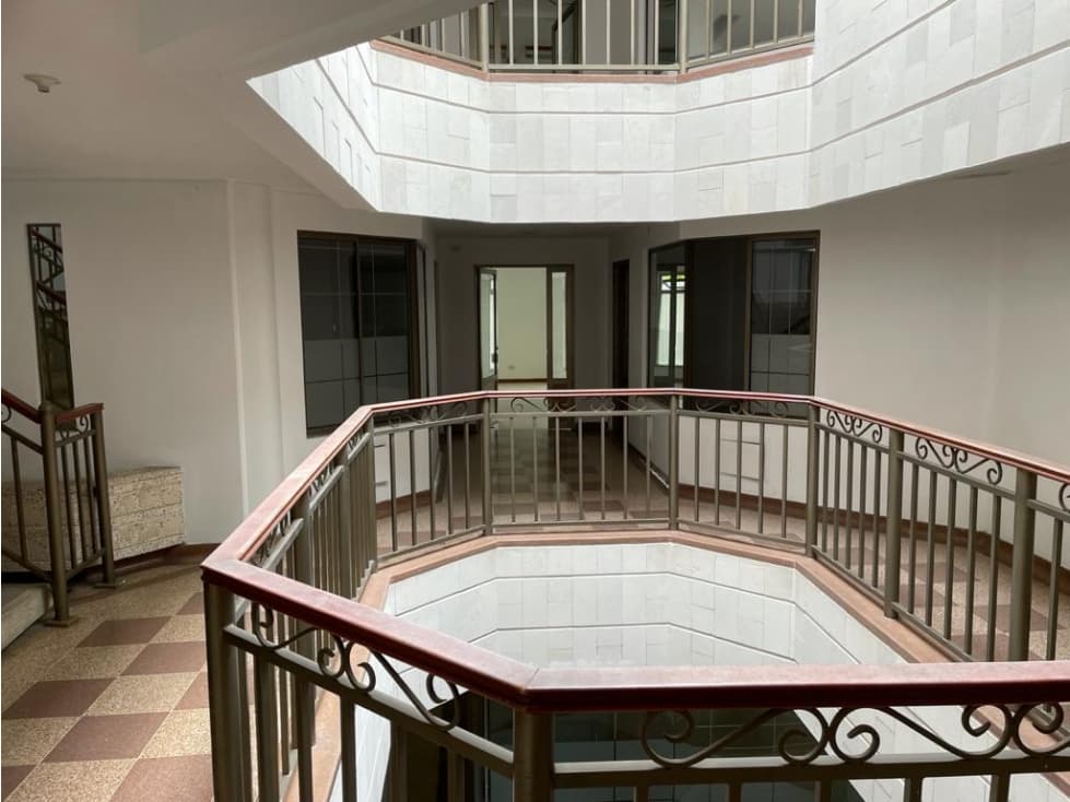 EDIFICIO EN VENTA CABECERA DEL LLANO - 1