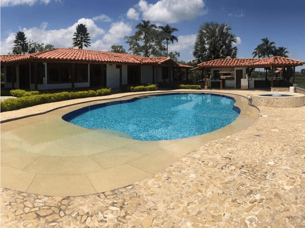 EN VENTA HERMOSA FINCA DE SIETE (7) CUADRAS EN LA PALMILLA, VÍA ALCALÁ - 1