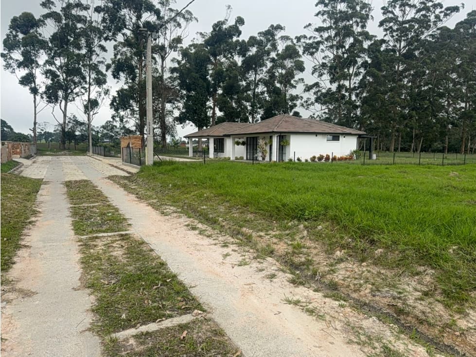 VENTA DE LOTE MADRIGAL MESA DE LOS SANTOS COD:1072 - 1