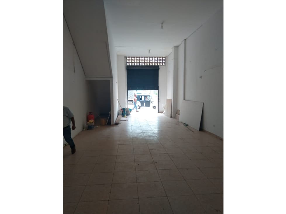 VENDO EDIFICIO COMERCIAL LA PINTADA - 1