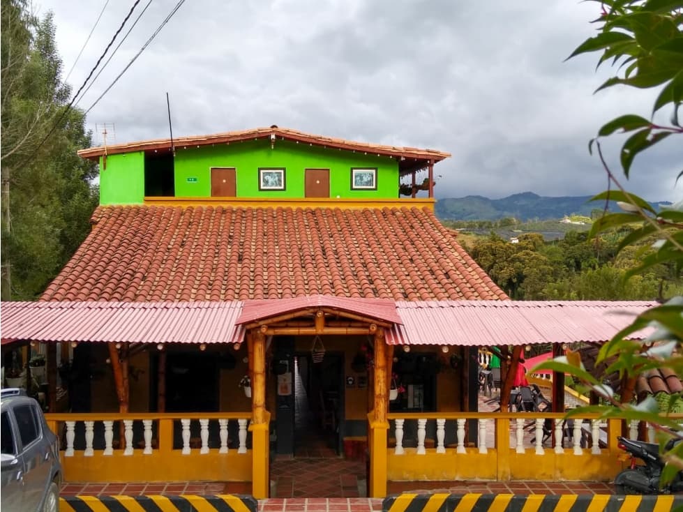 VENTA DE FINCA HOTEL EN EL CARMEN DE VIBORAL - 1