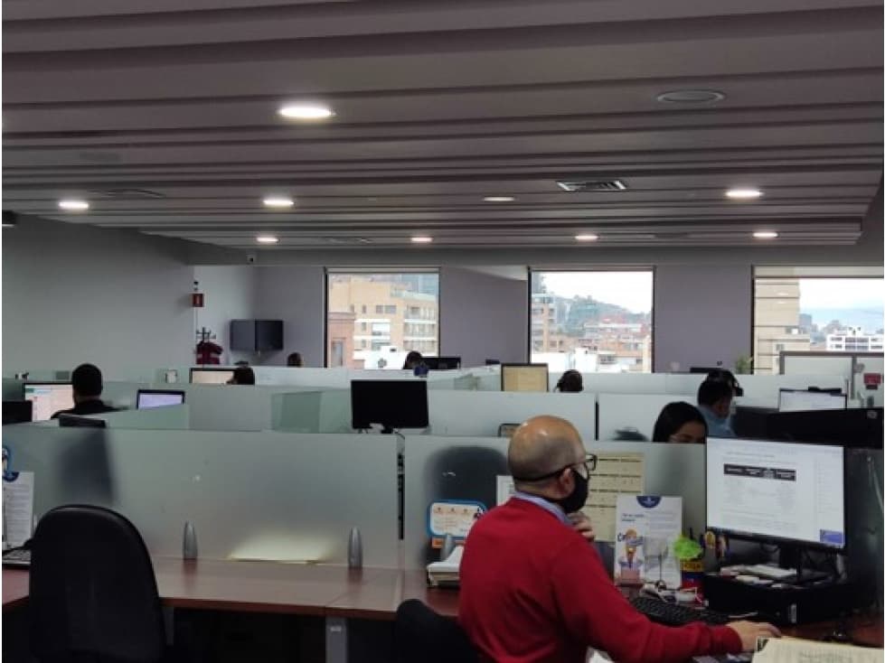 ARRIENDO OFICINAS 89PTOS + OFF AMOBLADAS 721m2 Calle 100 CHICO LAV - 1
