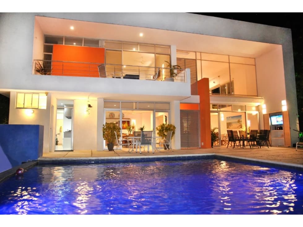 VENTA CASA CAMPESTRE 691m2 + 1.160m2 TERRENO 7H/8B/10G GIRARDOT - 1