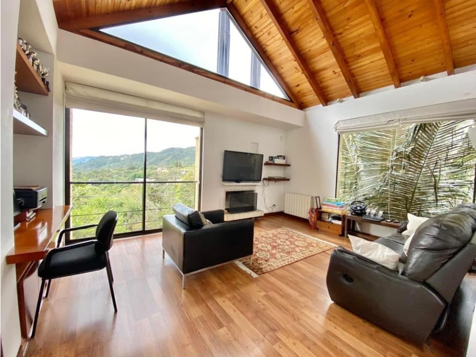 VENTA /CASA 270m2 3H/3B/3G MODERNA ARBORETTO LA CALERA MH - 1