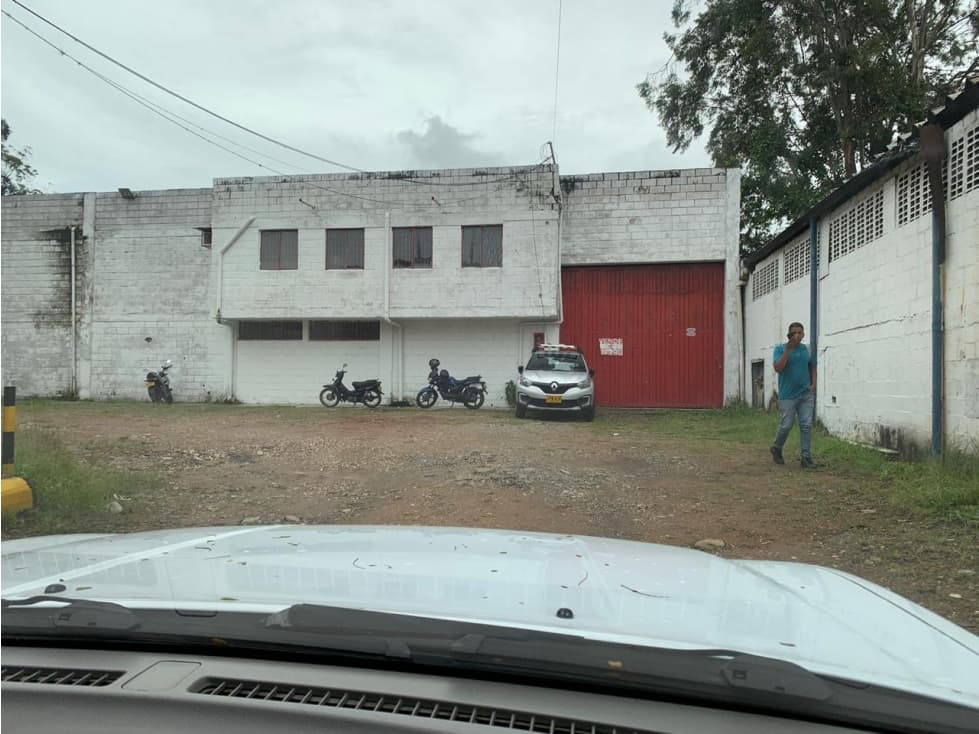 148. Venta dos bodegas y lote, Zona industrial Ibagué, Tolima - 1