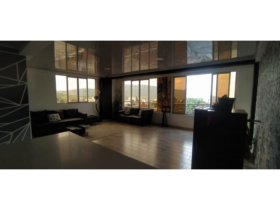 Apartamento con excelente ubicacion acabados de lujo - 1