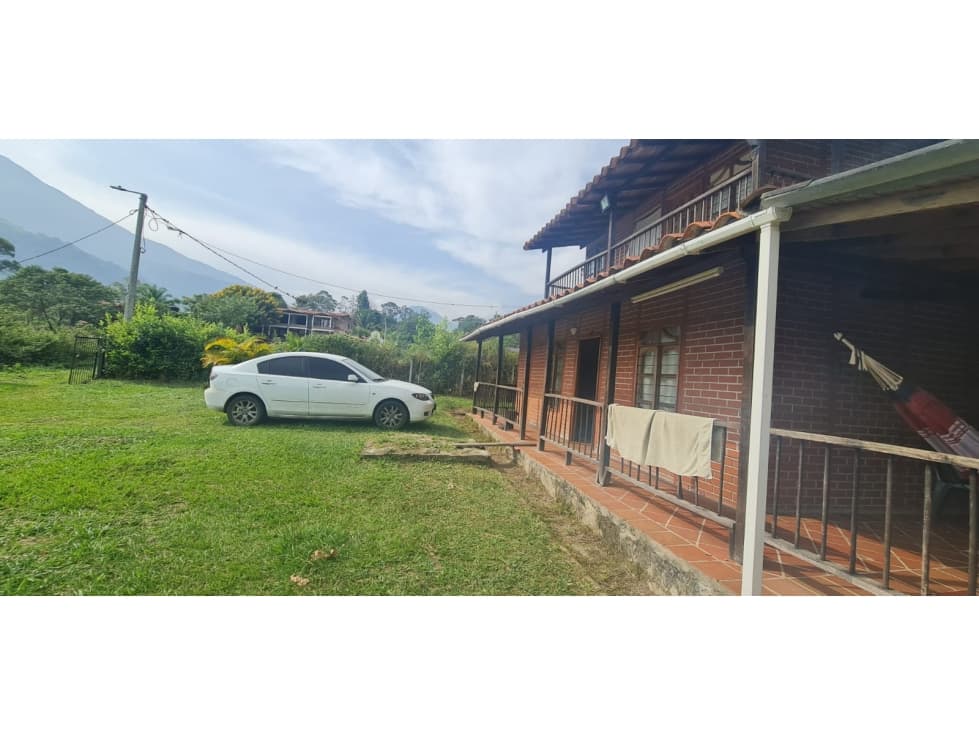 VENDO O PERMUTO CABAÑA PREFABRICADA EN CHINACOTA - 1
