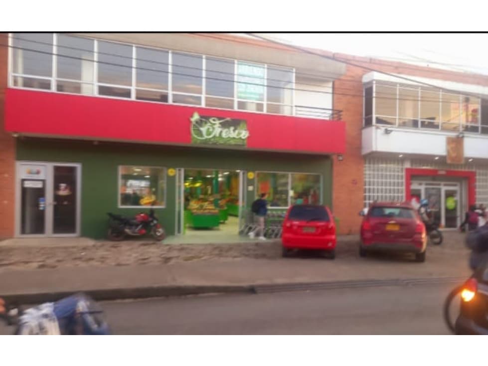 VENDO EN SOPO, ESPECTACULAR PROYECTO COMERCIAL URBANO * RENTANDO * - 1