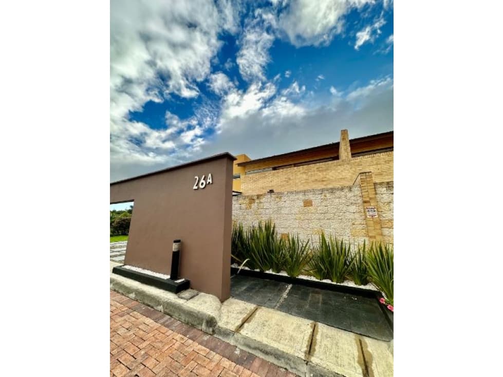 CASA EN VILLA LOS PINOS EN VENTA, CAJICA - 1