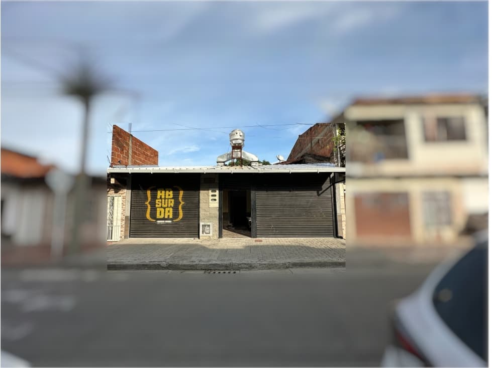 LOCAL SEGUNDO PISO EN ALQUILER PARA ESTRENAR CENTRO DE YUMBO - 1