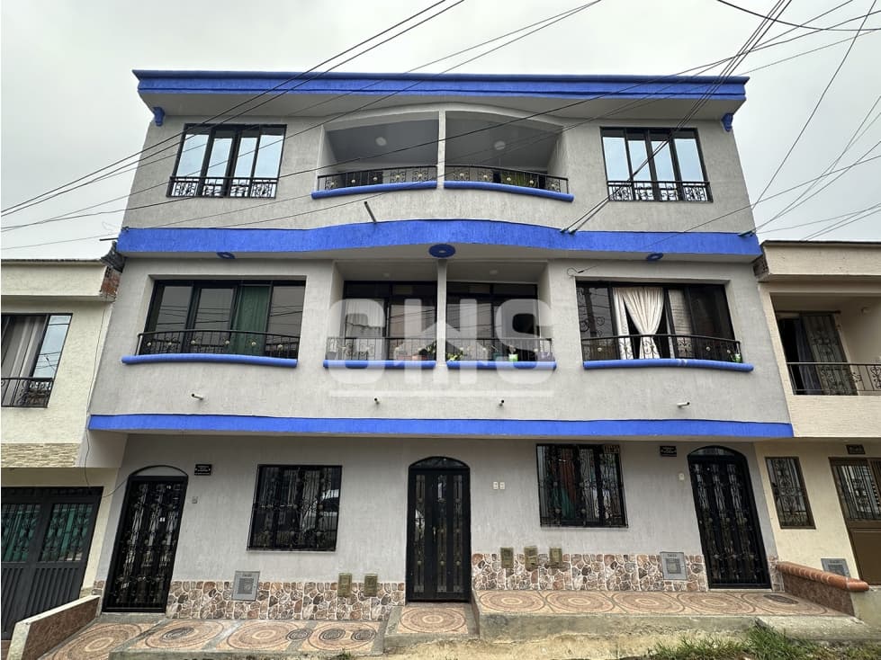 SE VENDE EDIFICIO RENTANDO ACTUALMENTE EN BARRIO QUIRAMA CARTAGO - 1