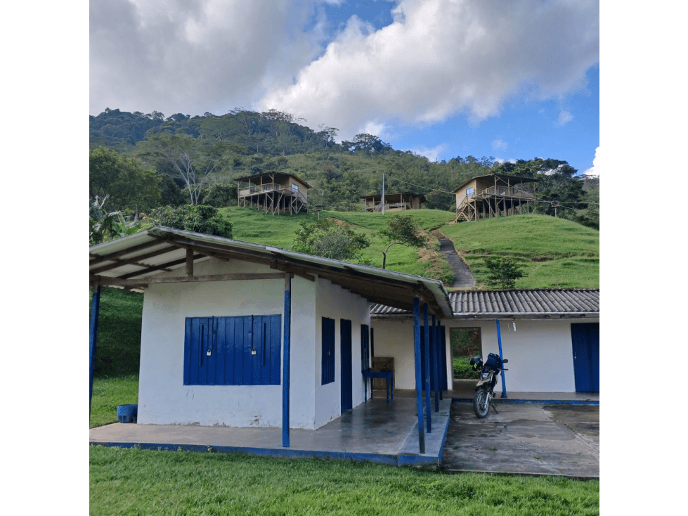 venta Finca con 3 cabañas En Alejandria Sector San Miguel - 1