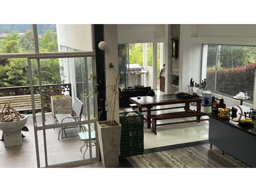 VENTA CASA CAMPESTRE CON RENTA EN LA FLORIDA VILLAMARÍA | CASA DE LUJO - 1