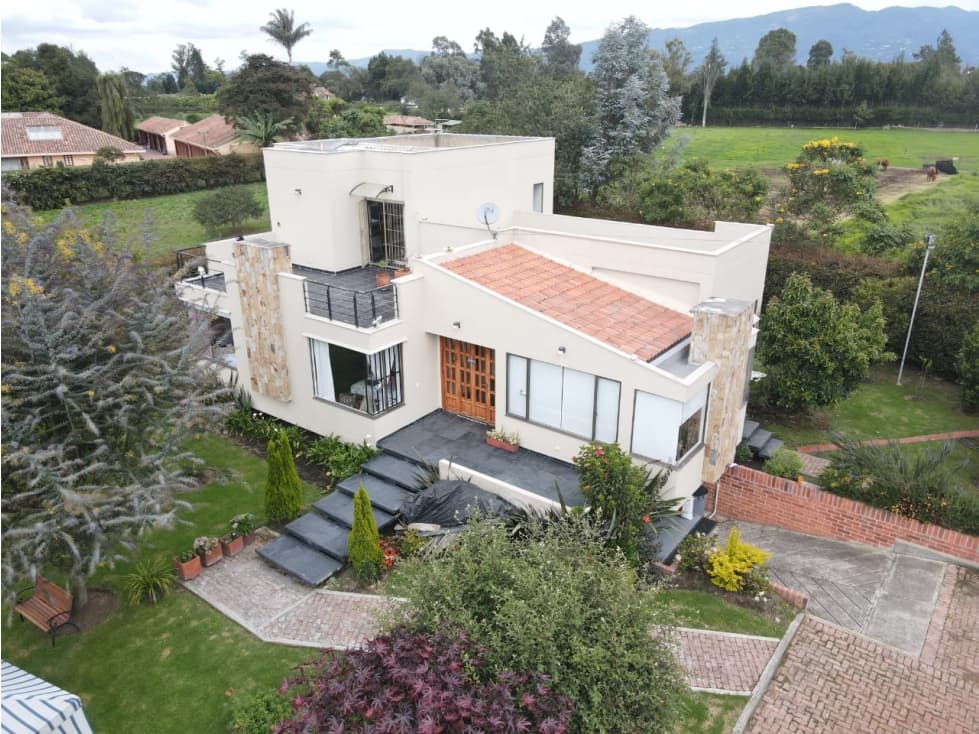 CASA CAMPESTRE MAS LOTE EN GUAYMARAL EN VENTA - BOGOTÁ - 1