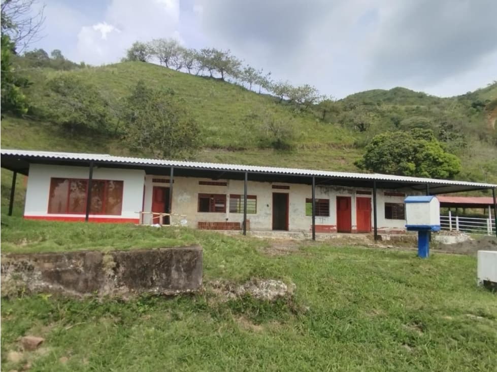 En venta finca Ganadaera Belalcaza - 1