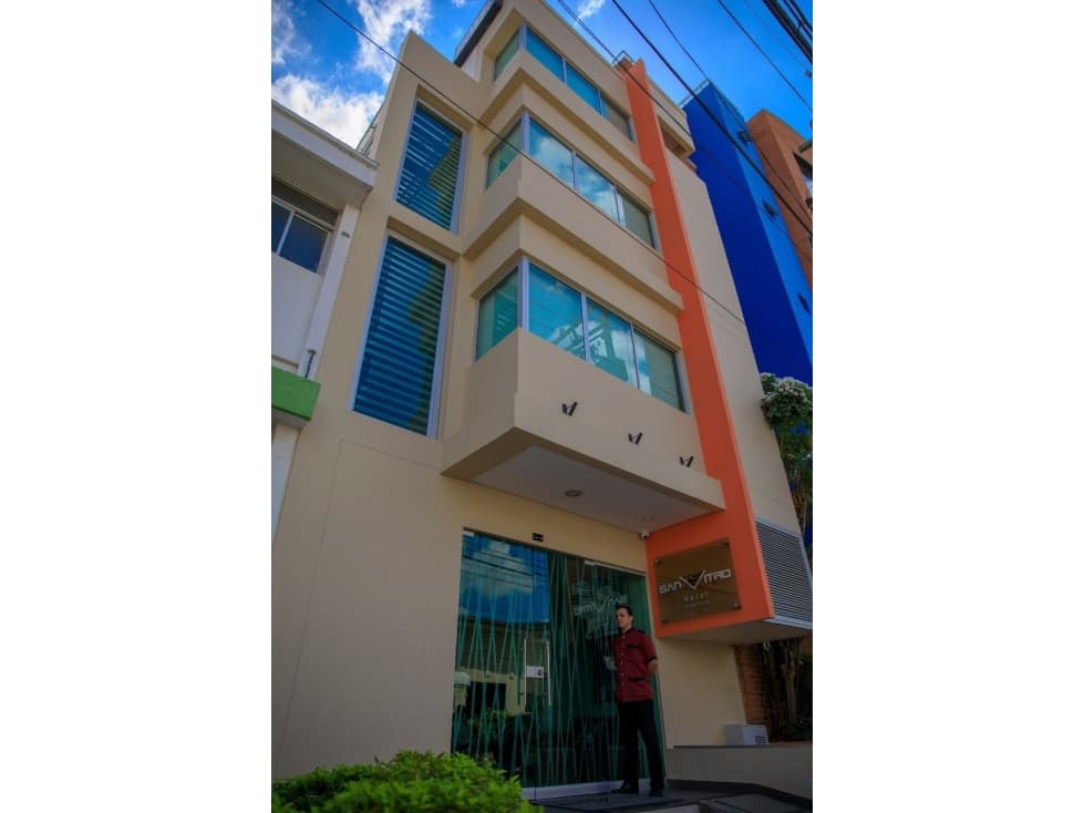 EDIFICIO - HOTEL EN EL CENTRO DE MONTERIA - 1