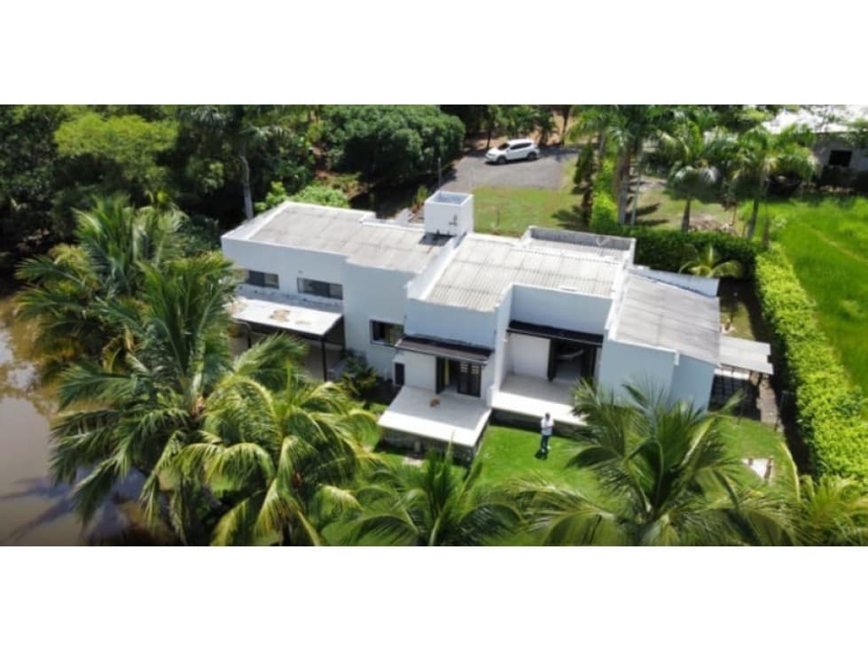 VENTA CASA CAMPESTRE CAUCASIA- ANTIOQUIA - 1