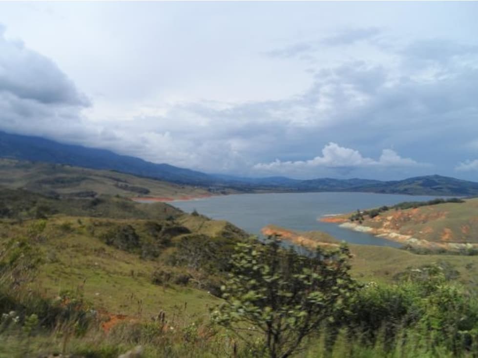 Lote en Venta Lago Calima Darien Sector Pequeña Suiza 3.100 MT - 1
