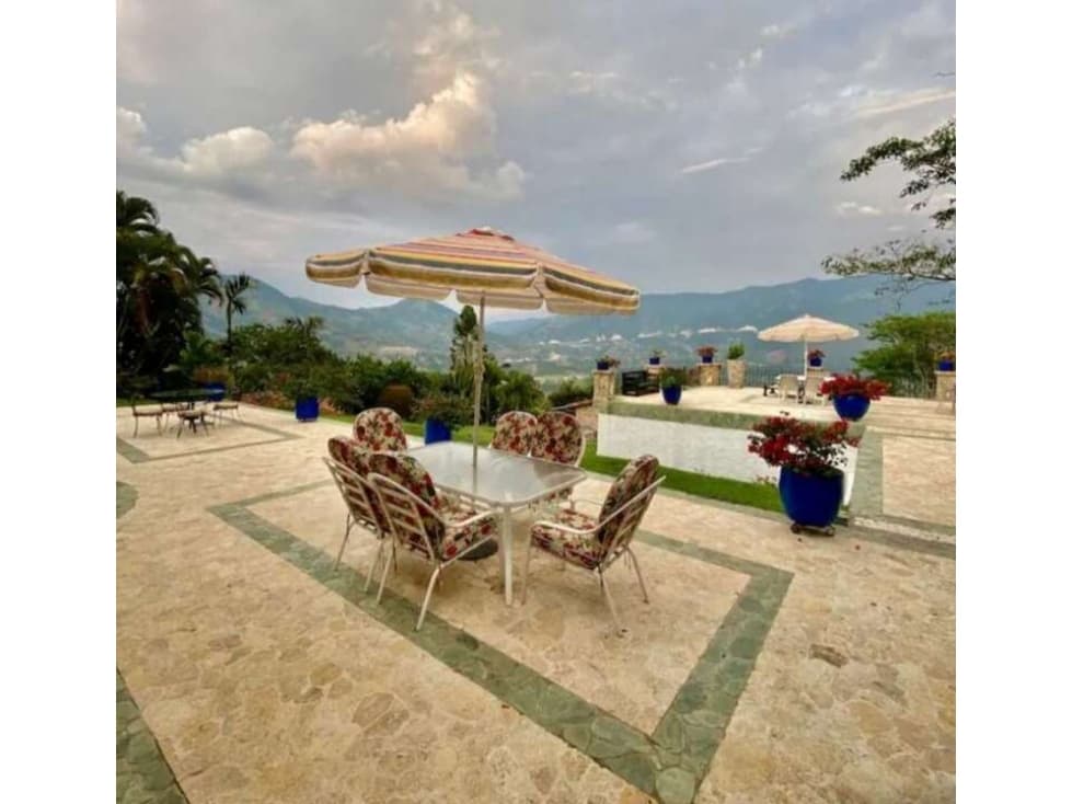 FINCA EN VENTA EN VENECIA ANTIOQUIA - 1