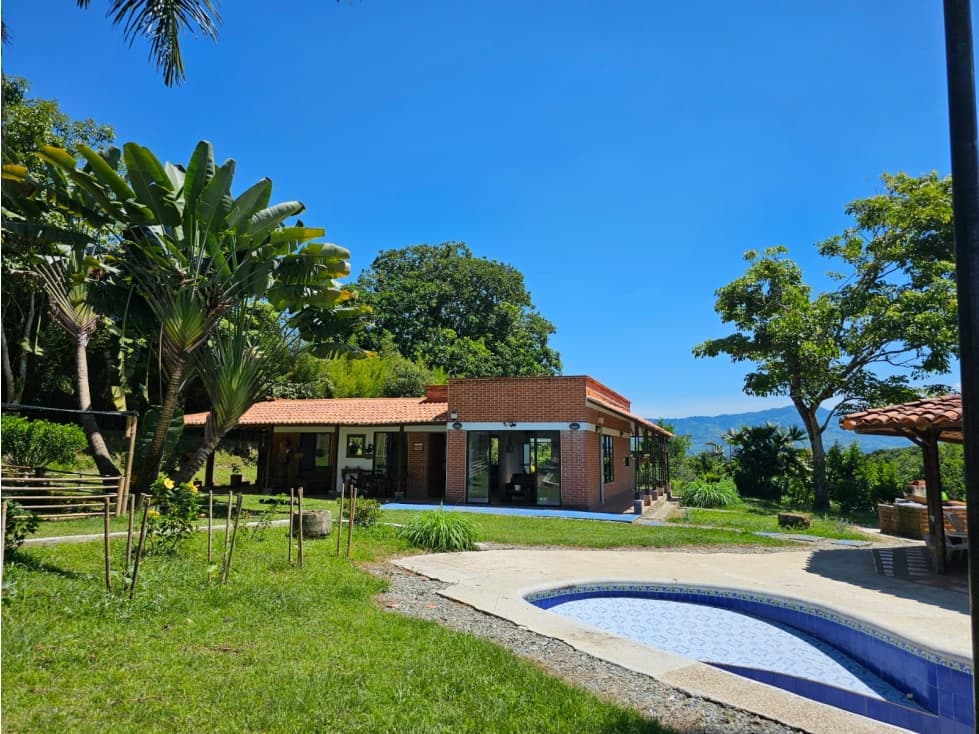 VENDO FINCA VIA MONTENEGRO - 1