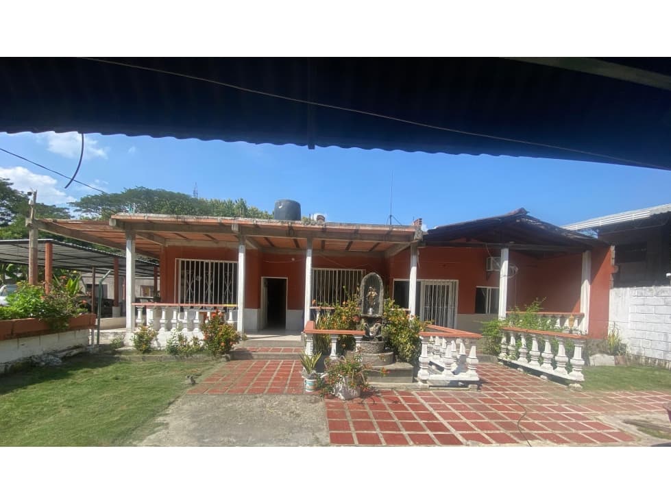 Vencambio Hostal y Parqueadero Corregimiento La Sierra Puerto Nare - 1