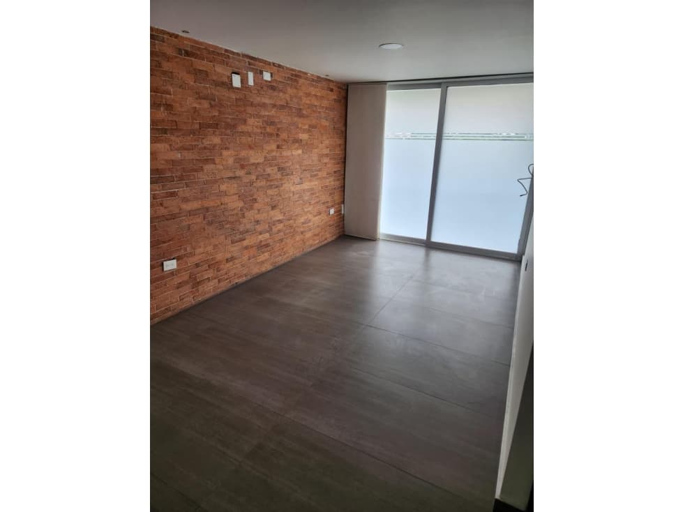 APARTAMENTO EN ARRIENDO EN EL COLSAG - 1