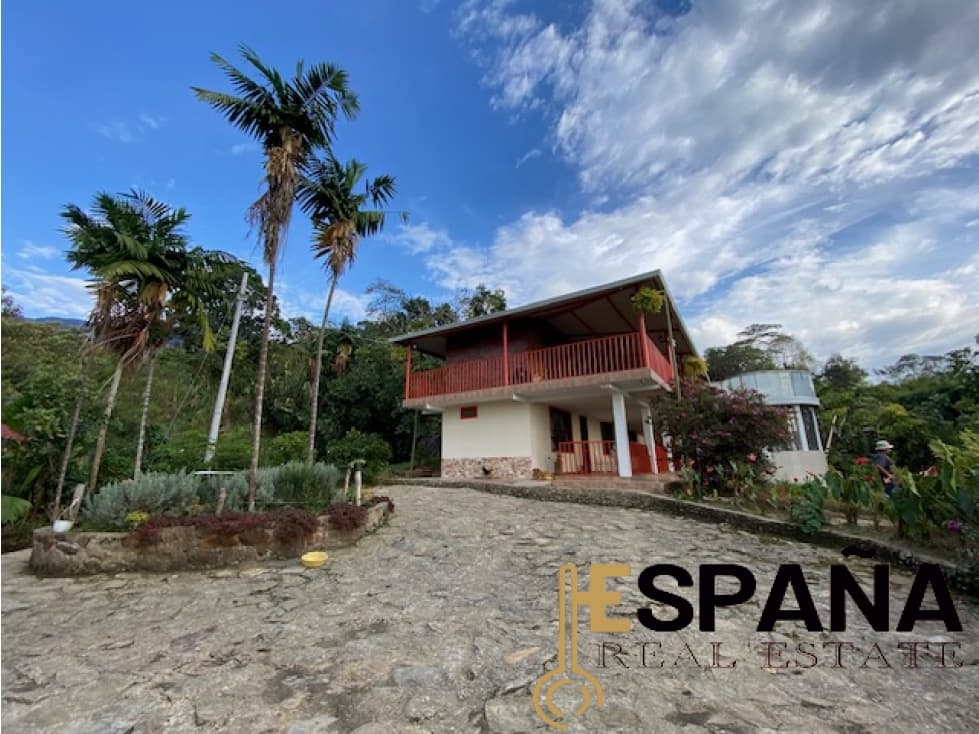 Se vende finca en Mesitas del Colegio Cundinamarca - 1