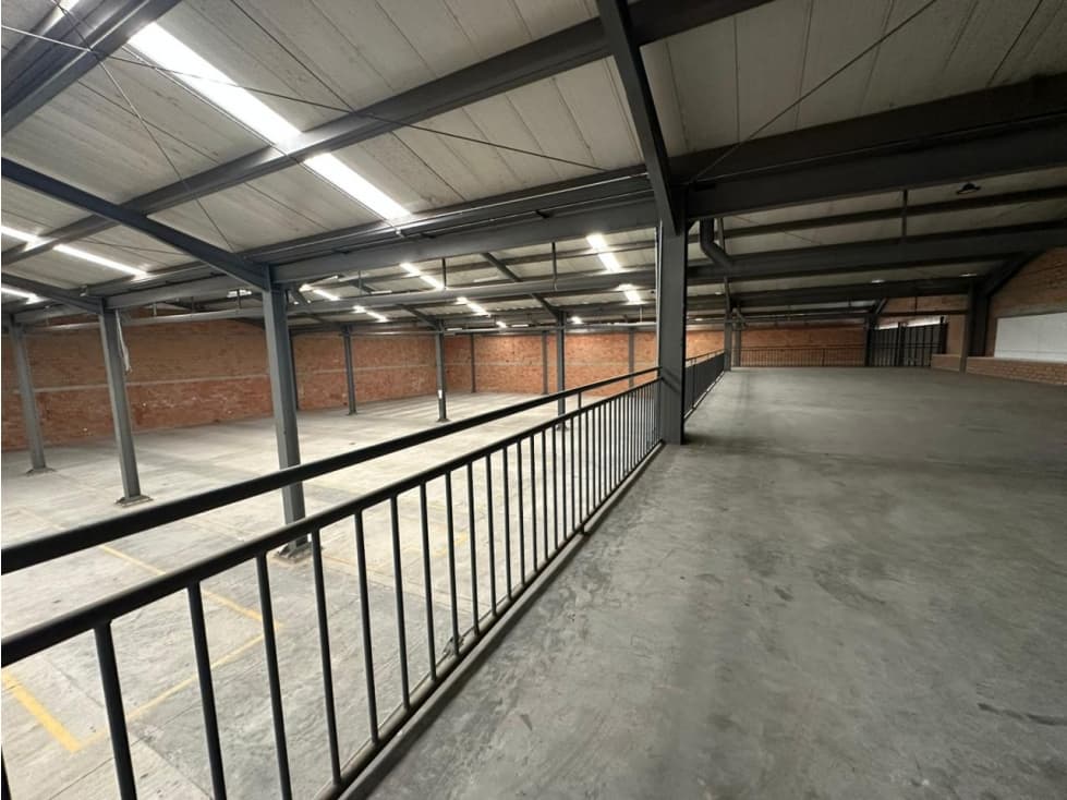 EXCELENTE BODEGA EN VENTA, PITALITO, HUILA - 1