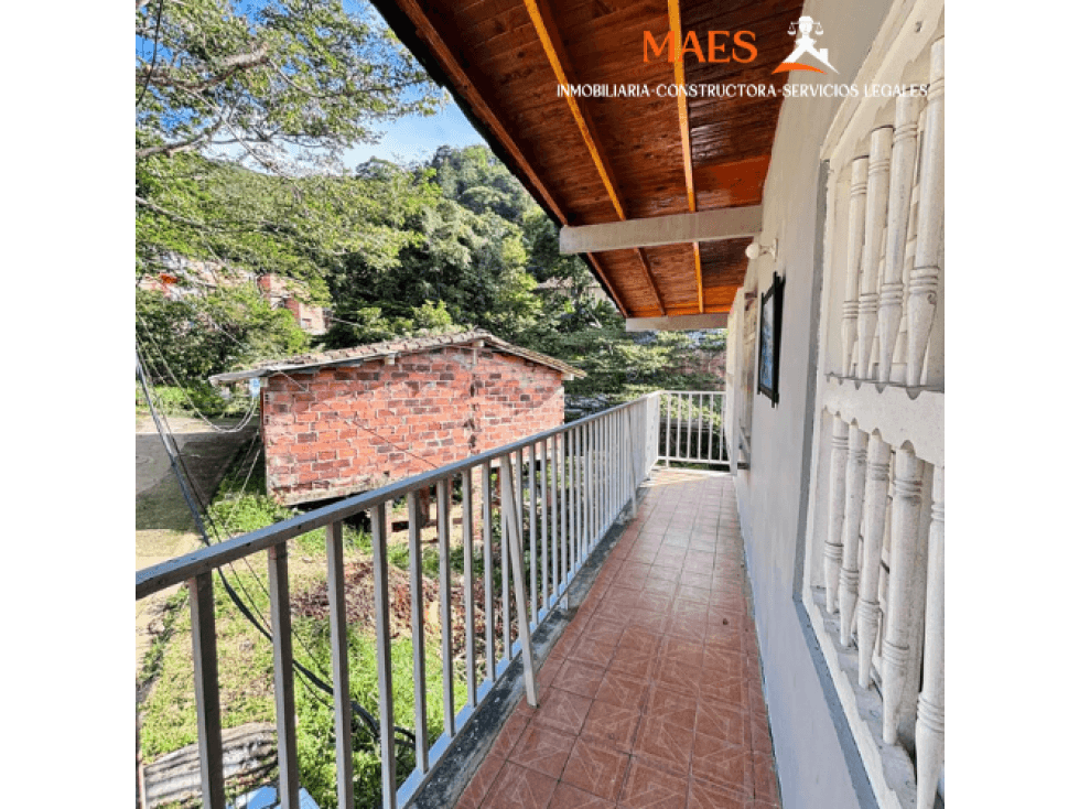 Venta de casa en el Corregimiento de Santiago - 1