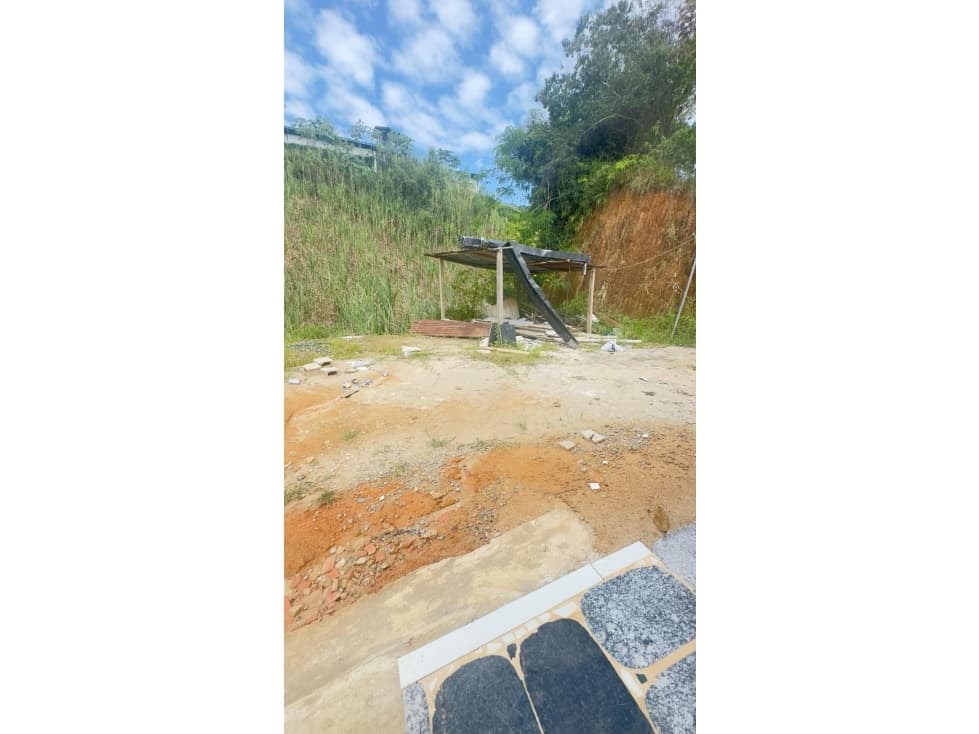 LOTE EN VENTA EN EL LIMON - 1