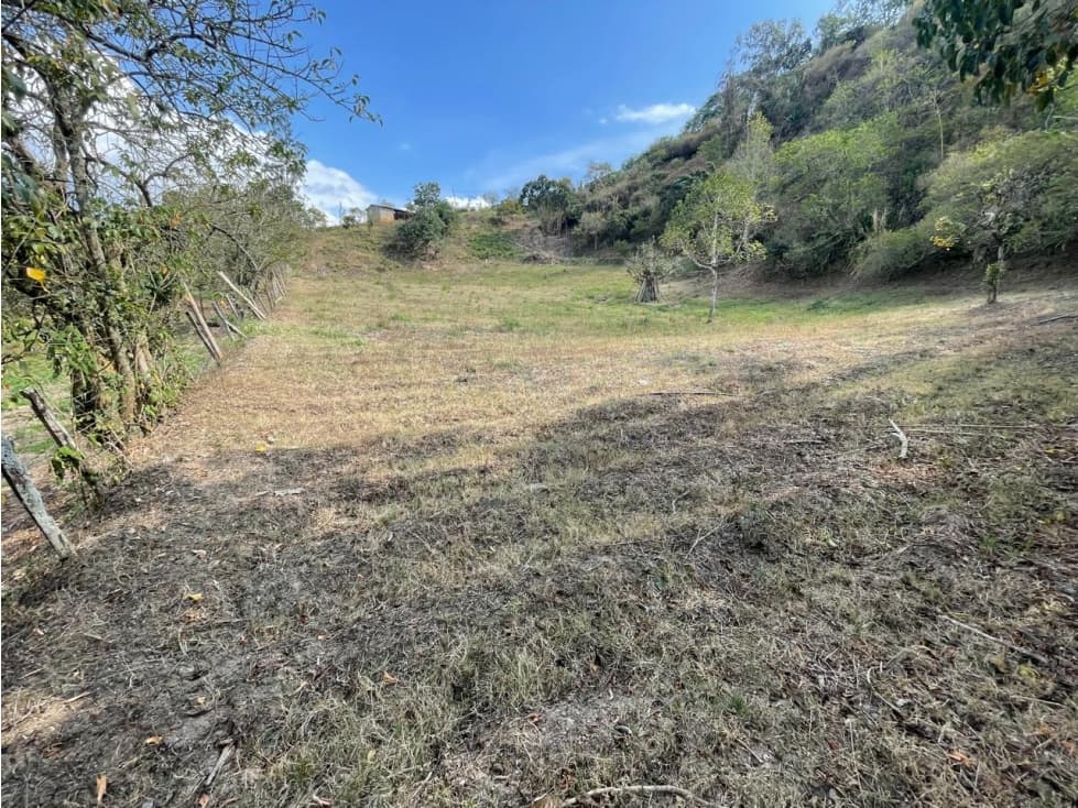 Vendo Lote con Vivienda en Choachi, Cundinamarca - 1