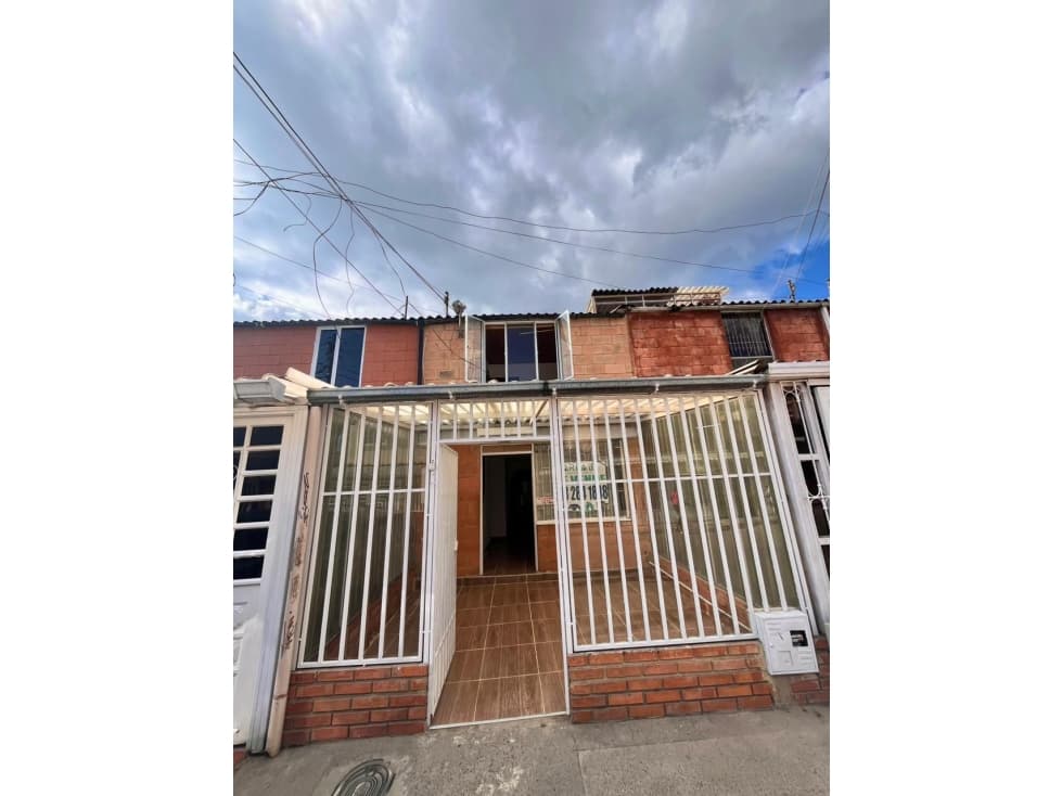 CASA BARRIO LORETO CÓDIGO 1031 - 1