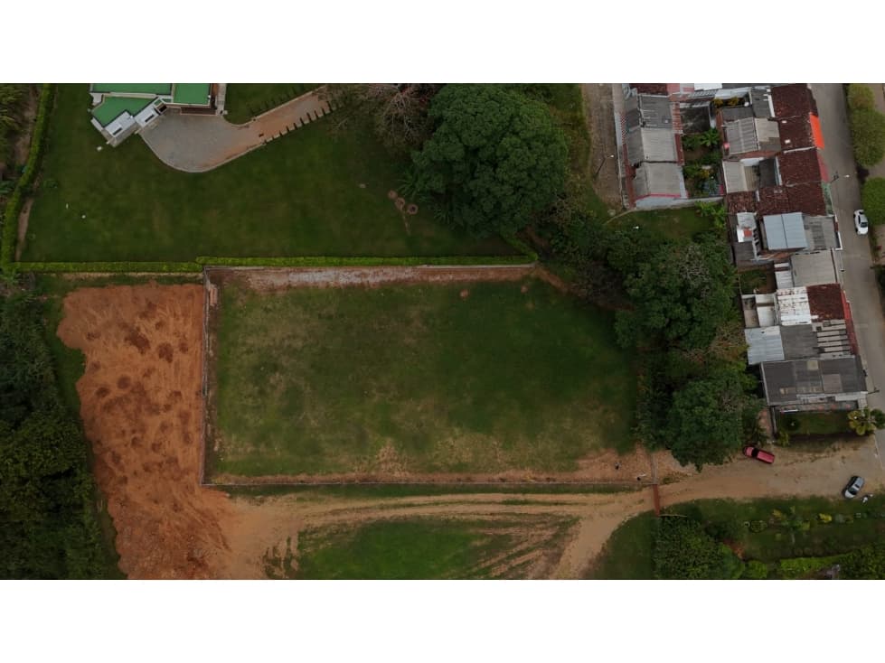 SE VENDE LOTE EN EL MUNICIPIO DE CAICEDONIA VALLE - 1