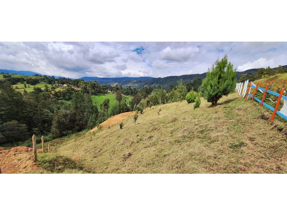 Lote en venta en Belmira con excelente vista a 90 minutos de Medellín - 1