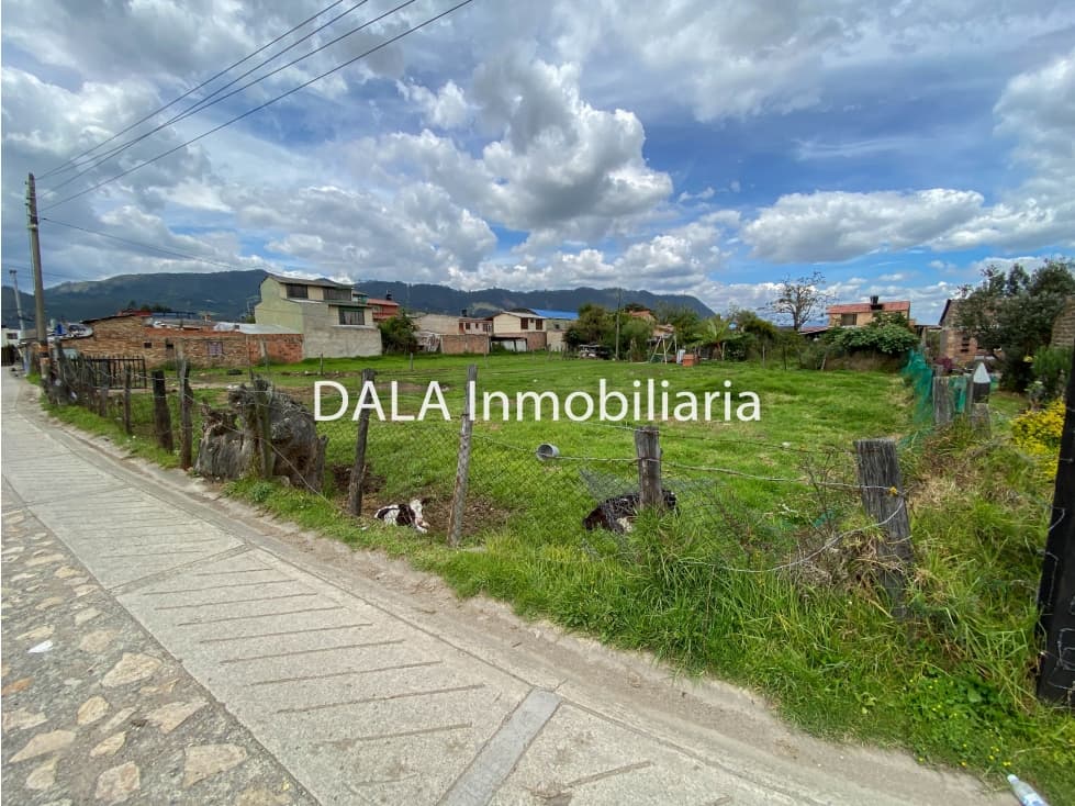SE VENDE LOTE EN CAJICA - CUNDINAMARCA - 1
