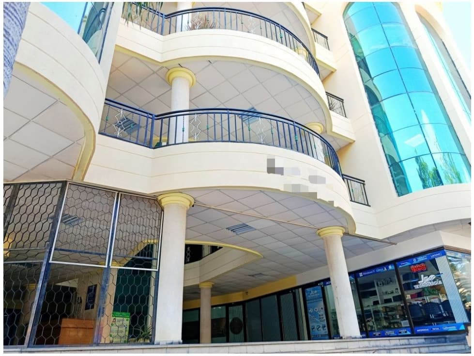 SE VENDE OFICINA EN EL CENTRO HISTÓRICO SANTA MARTA F.V - 1