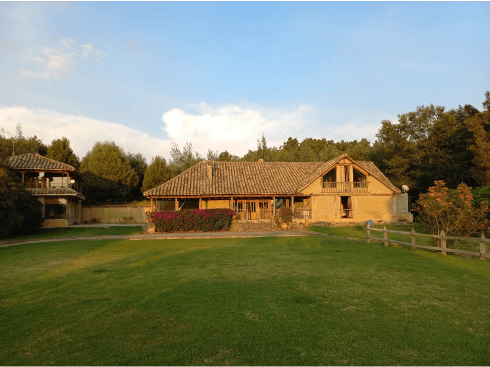 VENTA DE CASA CAMPESTRE HACIENDA ALTAGRACIA - 1