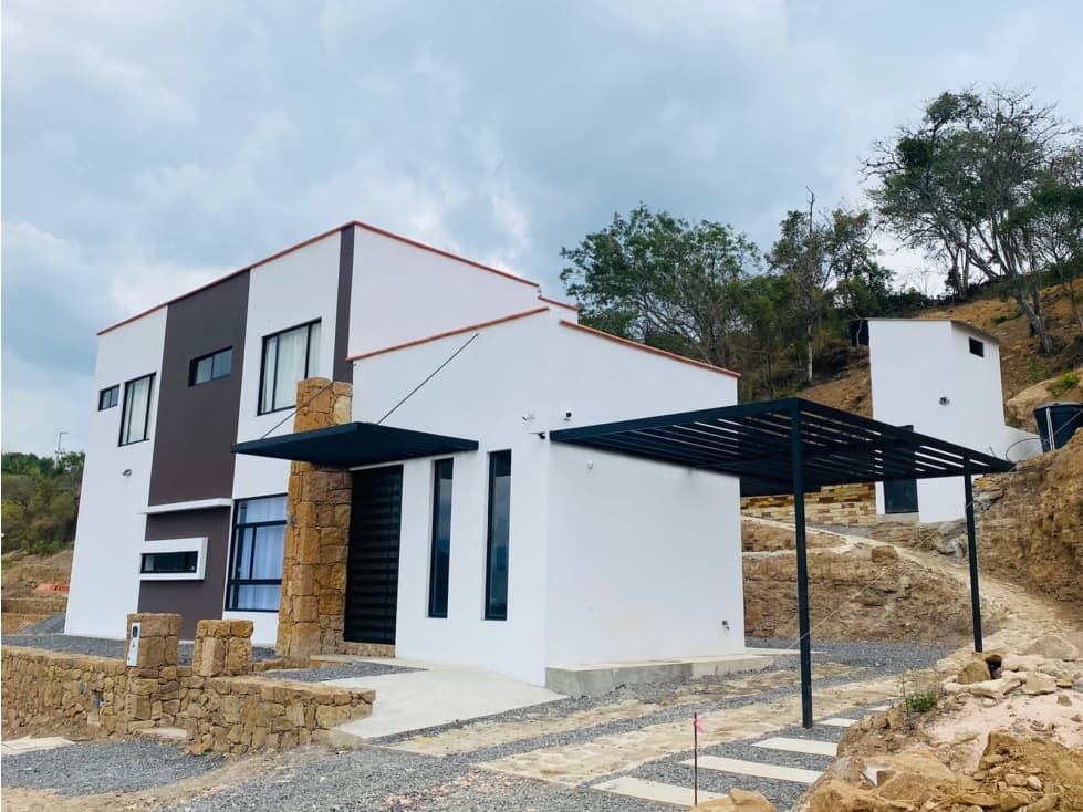 VENTA DE CASA QUINTA EN CONDOMINIO EN SAN GIL - 1
