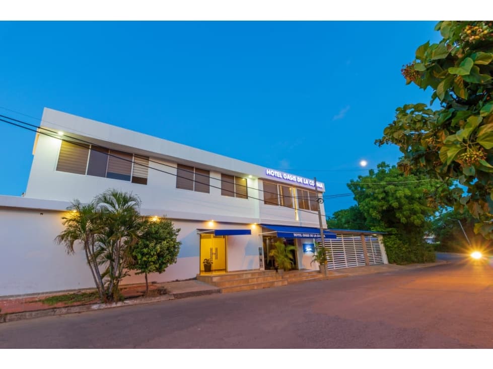 SE VENDE HERMOSO HOTEL EN GIRARDOT C-DC W: 6757292 - 1