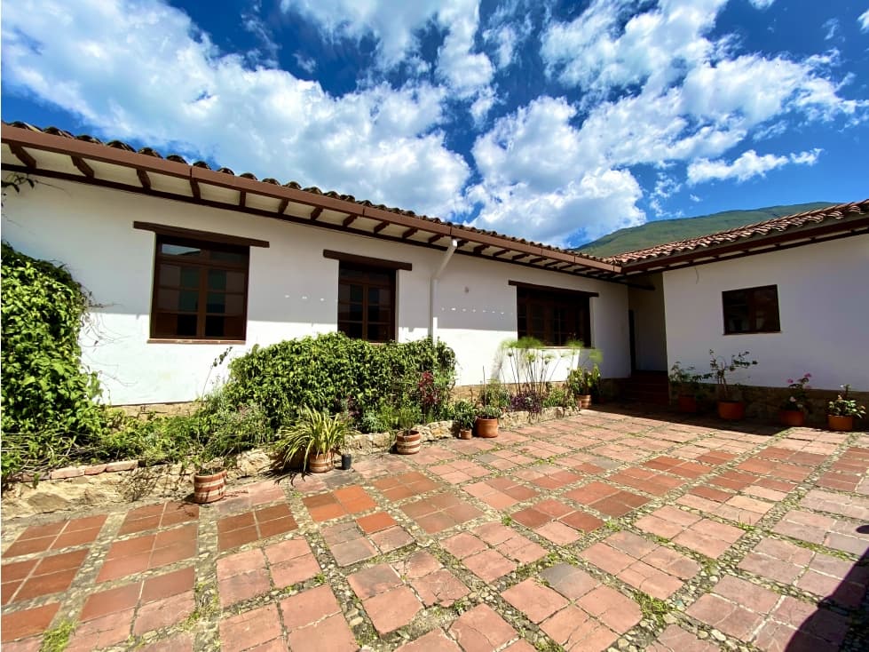 ESPECTACULAR CASA VILLA DE LEYVA-A MEDIA CUADRA DE LA PLAZA-USO HOTEL - 1
