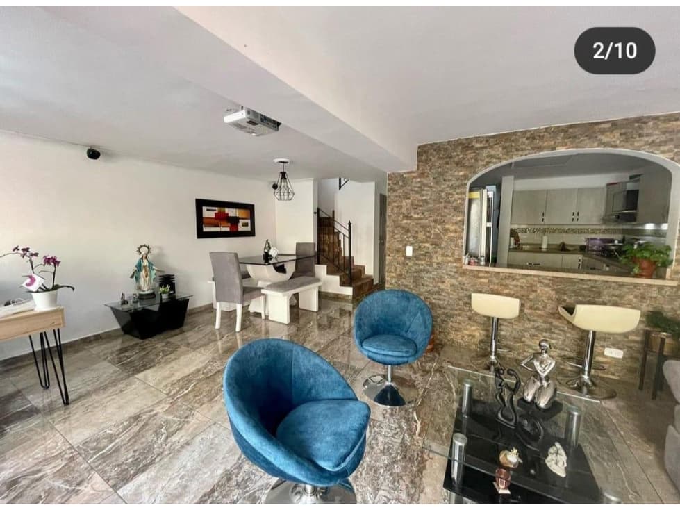 VENTA DE CASA EN SABANETA 210 MT - 1