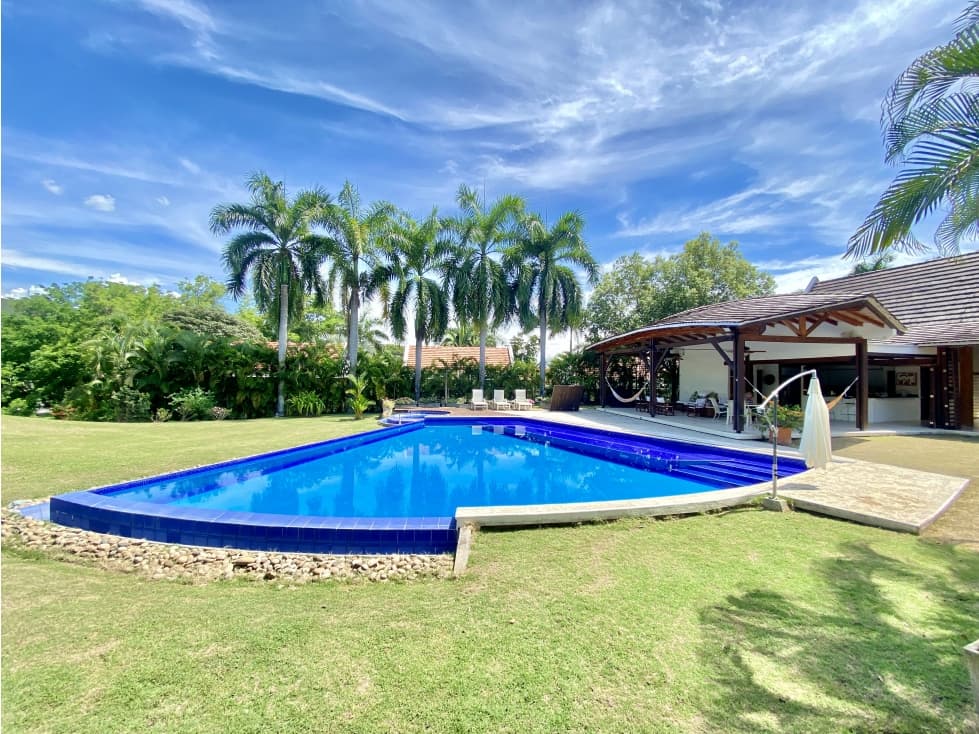 CLUB PUERTO PEÑALISA, Área 455 m2 más 1975 m2 Lote - 1