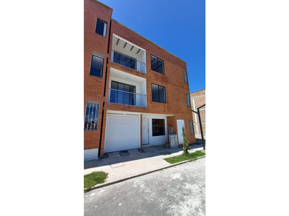 APARTAMENTO EN VENTA LA UNIÓN - 1