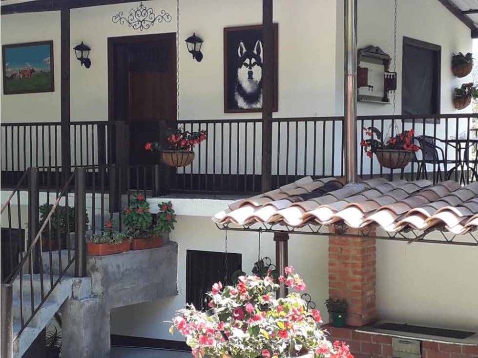 VENTA-CAMBIO FINCA EN HISPANIA SECTOR EL CHAVERRA - 1