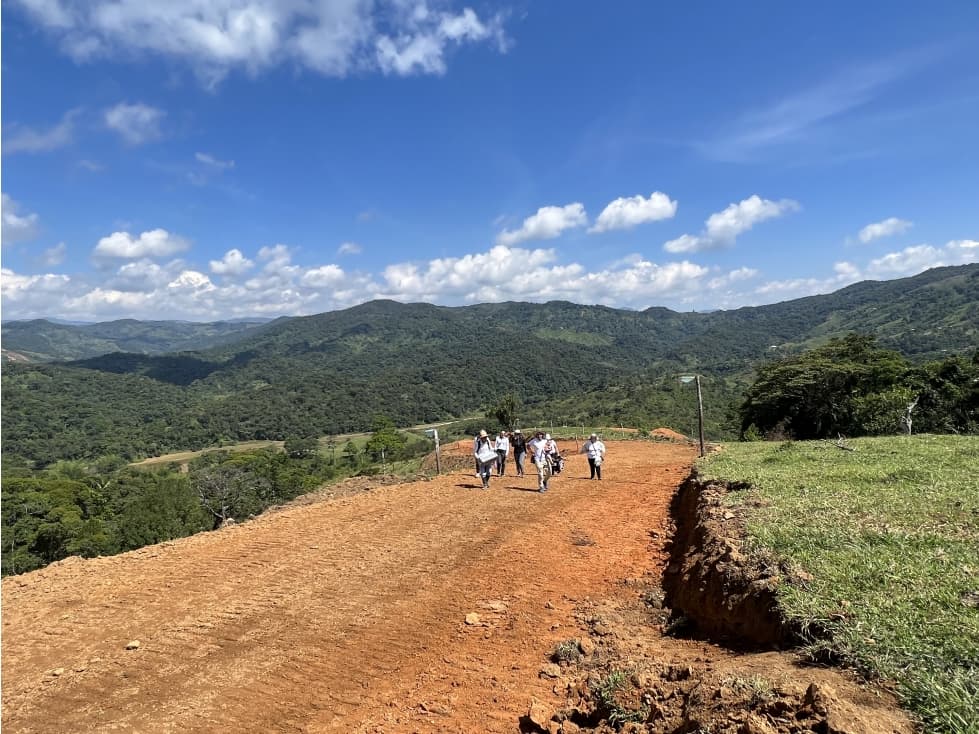 Lotes en venta en San Rafael vereda la Luz - 1