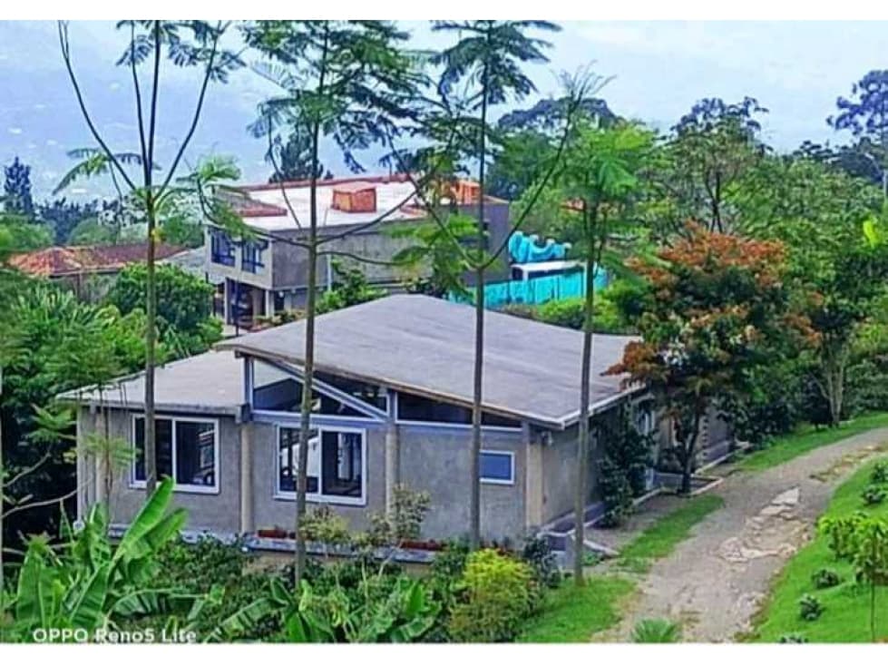 Finca en Angelopolis. Tipo loft. Antioquia. Moderna. Venta o alquiler. - 1